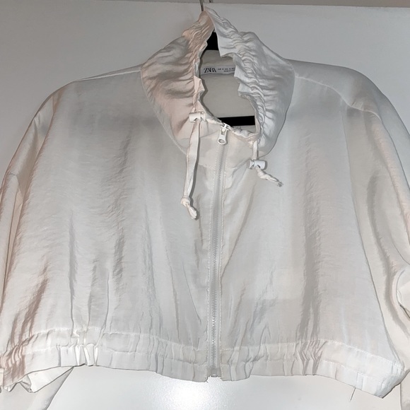 Zara matching set - shorts and light jacket - Picture 3 of 4